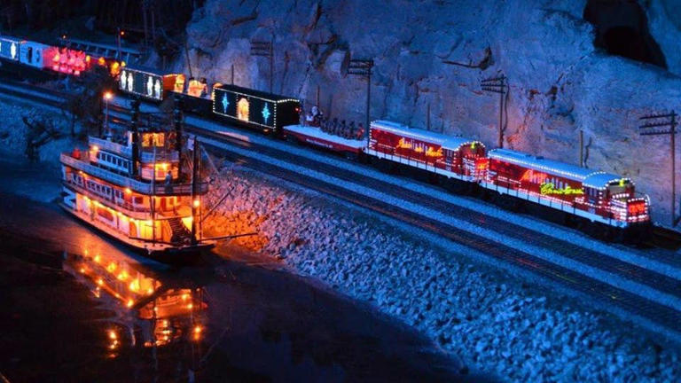 St. Paul museum will celebrate 30th anniversary of Night Trains holiday ...