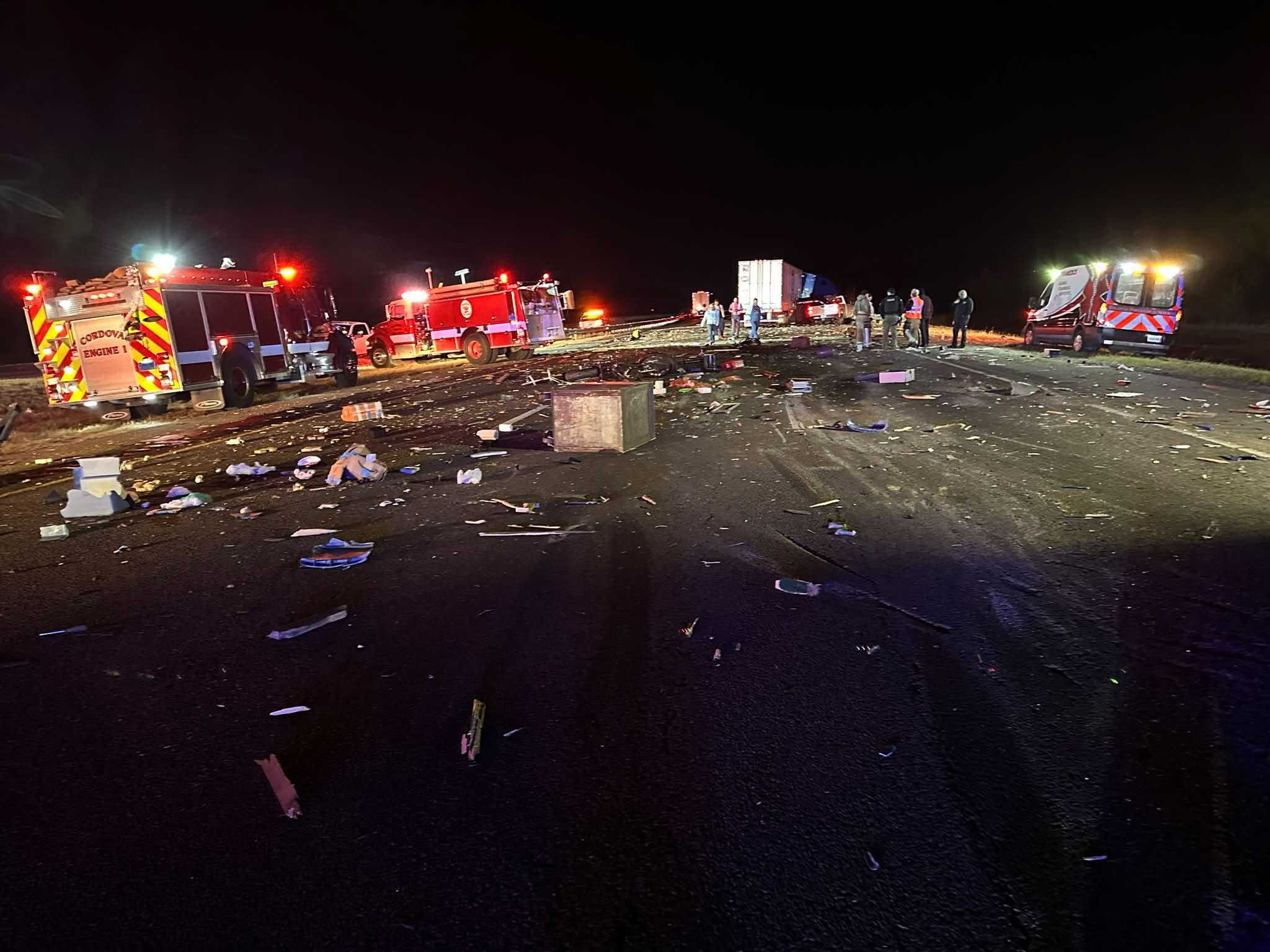 All lanes reopen after multi-vehicle crash on I-22