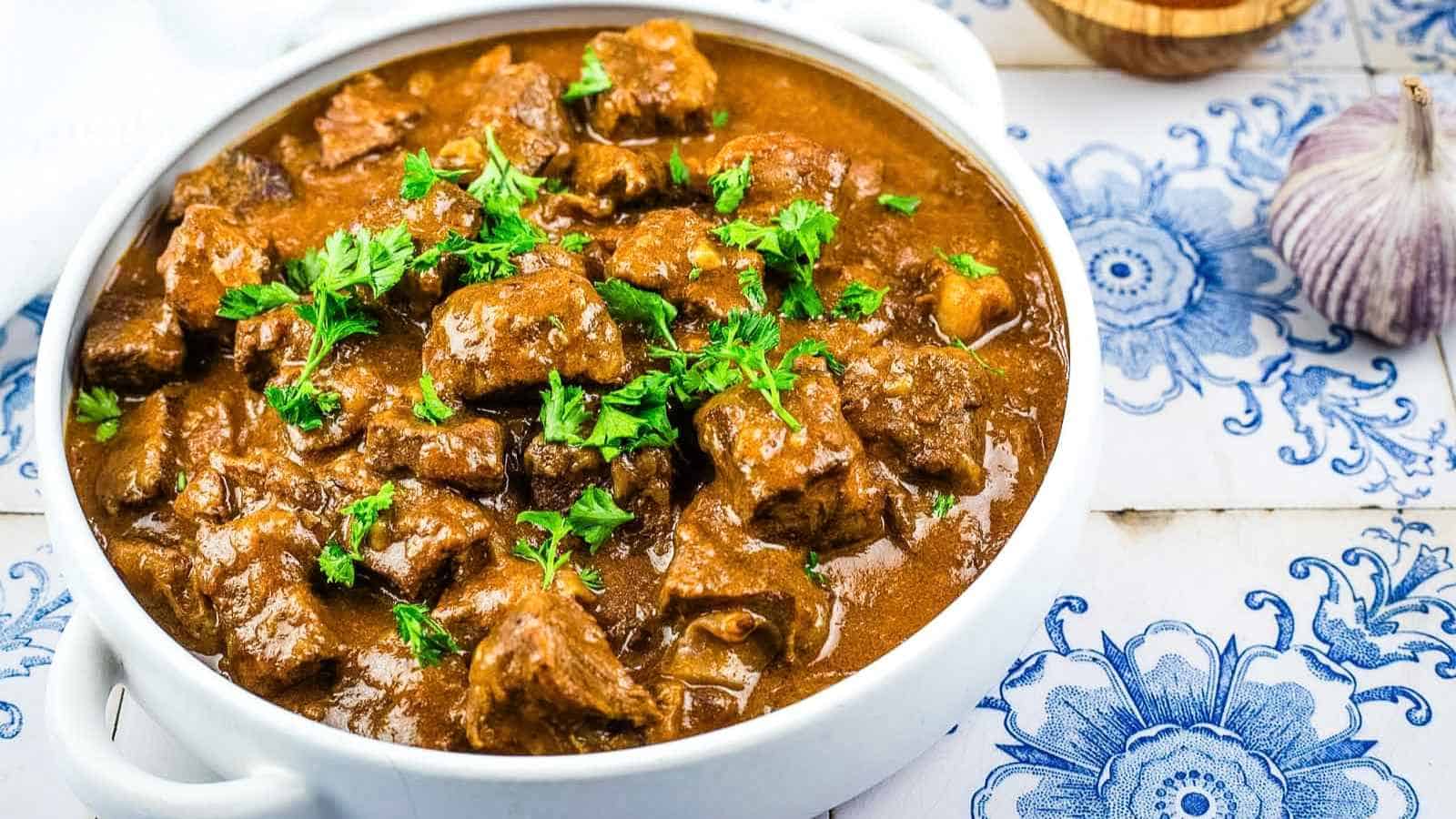 23 crave-worthy crock pot recipes that turn early sunsets into ...