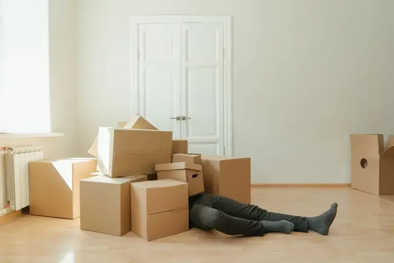 Why many boomers feel anxious about downsizing, according to senior ...