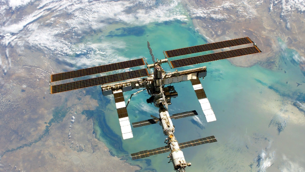 Anil Menon captures stunning ISS view as nights shorten