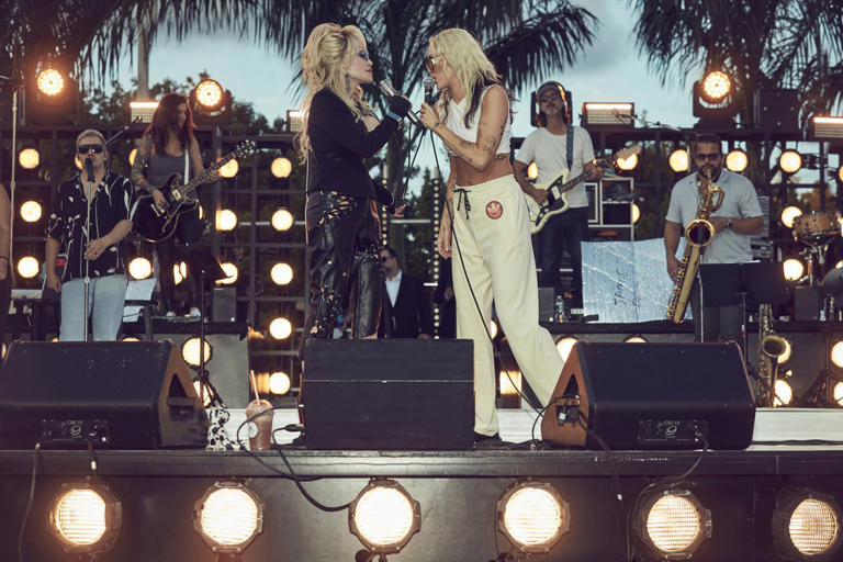 Miley Cyrus cries while honoring late godmother Dolly Parton at LA ...