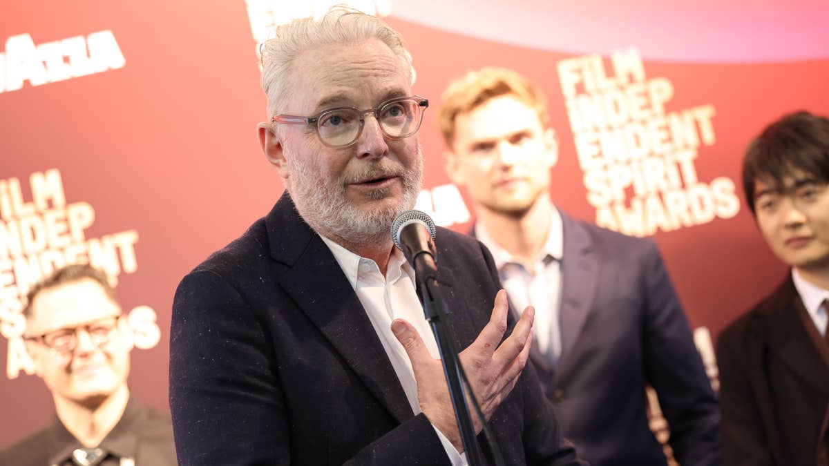 Hunger Games director Francis Lawrence will helm the Red Rising film