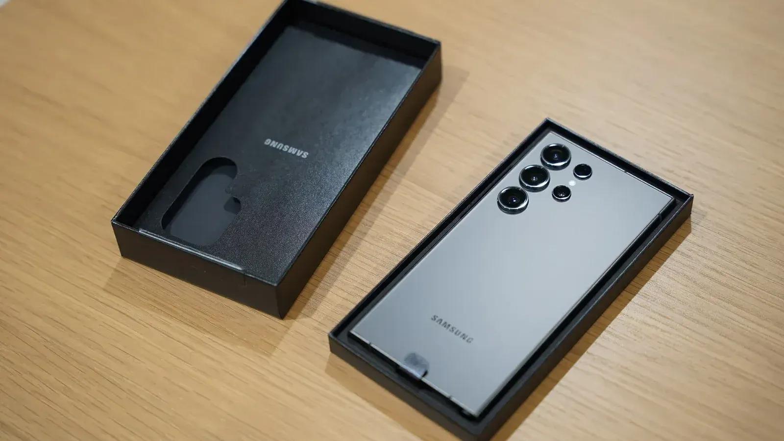 Galaxy AI sumará húngaro y malayo; Bixby suma tres idiomas