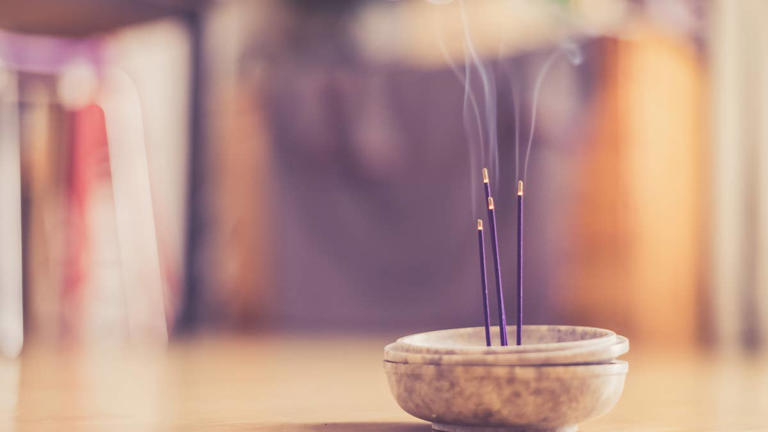 Where is that draft coming from? Try the 'incense trick' to find hidden ...