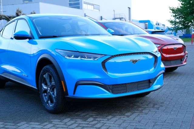 Used-EV rebate for California drivers looks generous, but qualifying ...