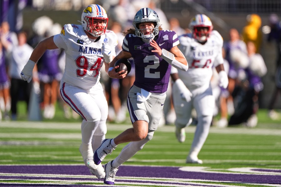K-State beats Kansas in Manhattan, wins 18th straight Sunflower Showdown