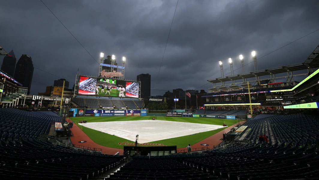 Rays win rescheduled Game 4 to even ALCS