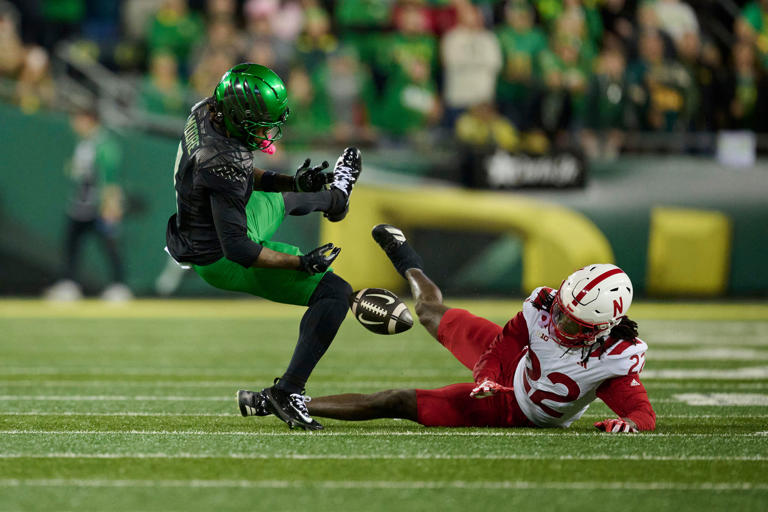 Huskers halftime check-in: Is this a defensive war or a new definition ...