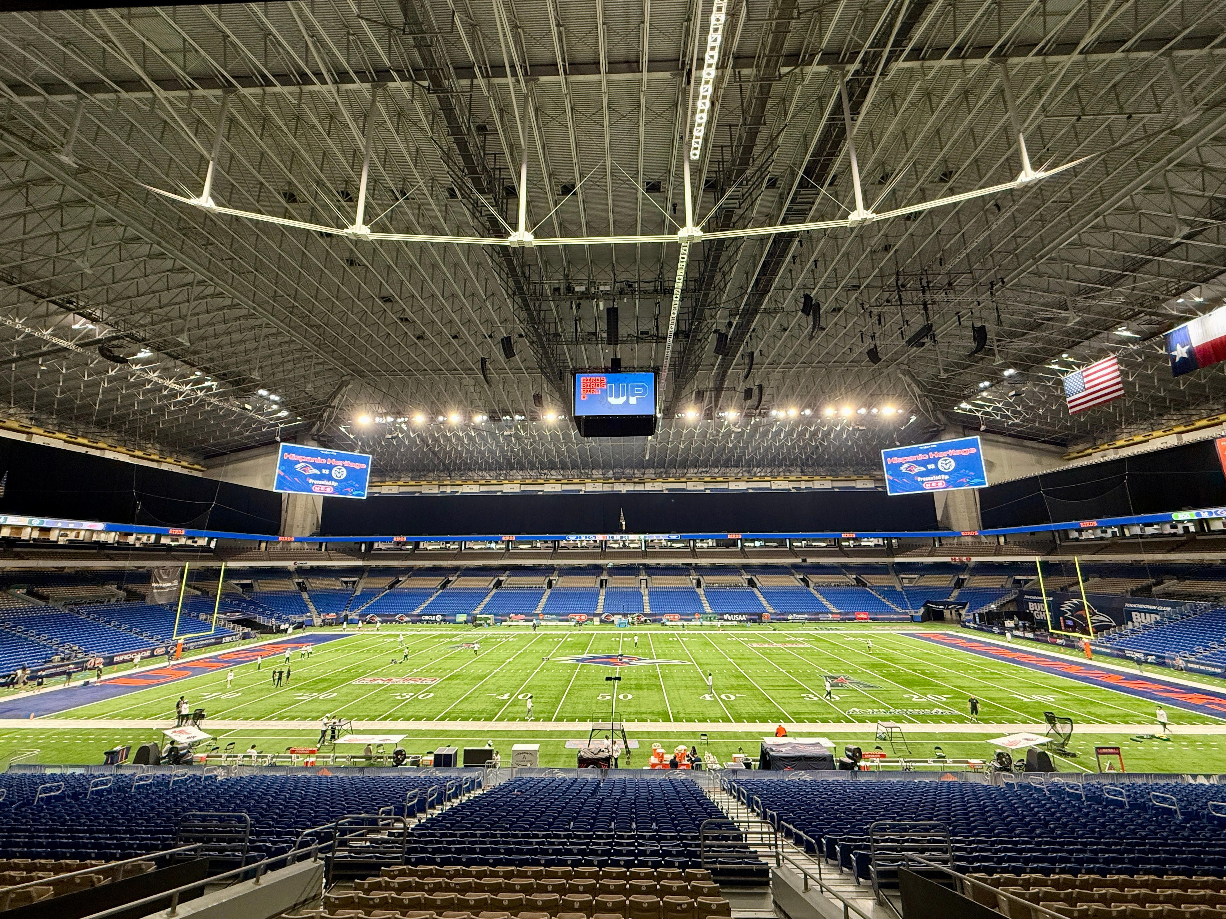 Military officer falls from Alamodome rafters before UTSA-Navy game