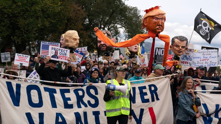 Thousands of No Kings protests held for nationwide early voting day of ...
