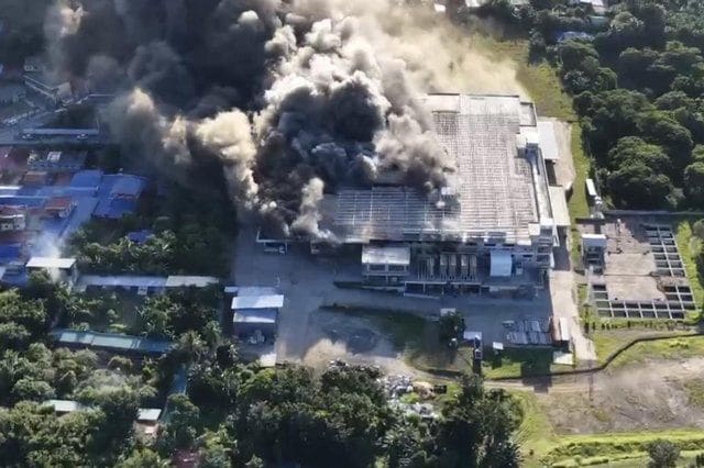 Fire hits ice cream storage facility under construction in Batangas