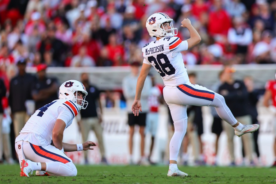 Auburn shocks No. 1 Georgia