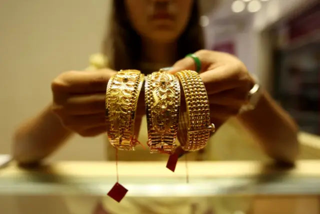 Gold and silver prices plummet this week