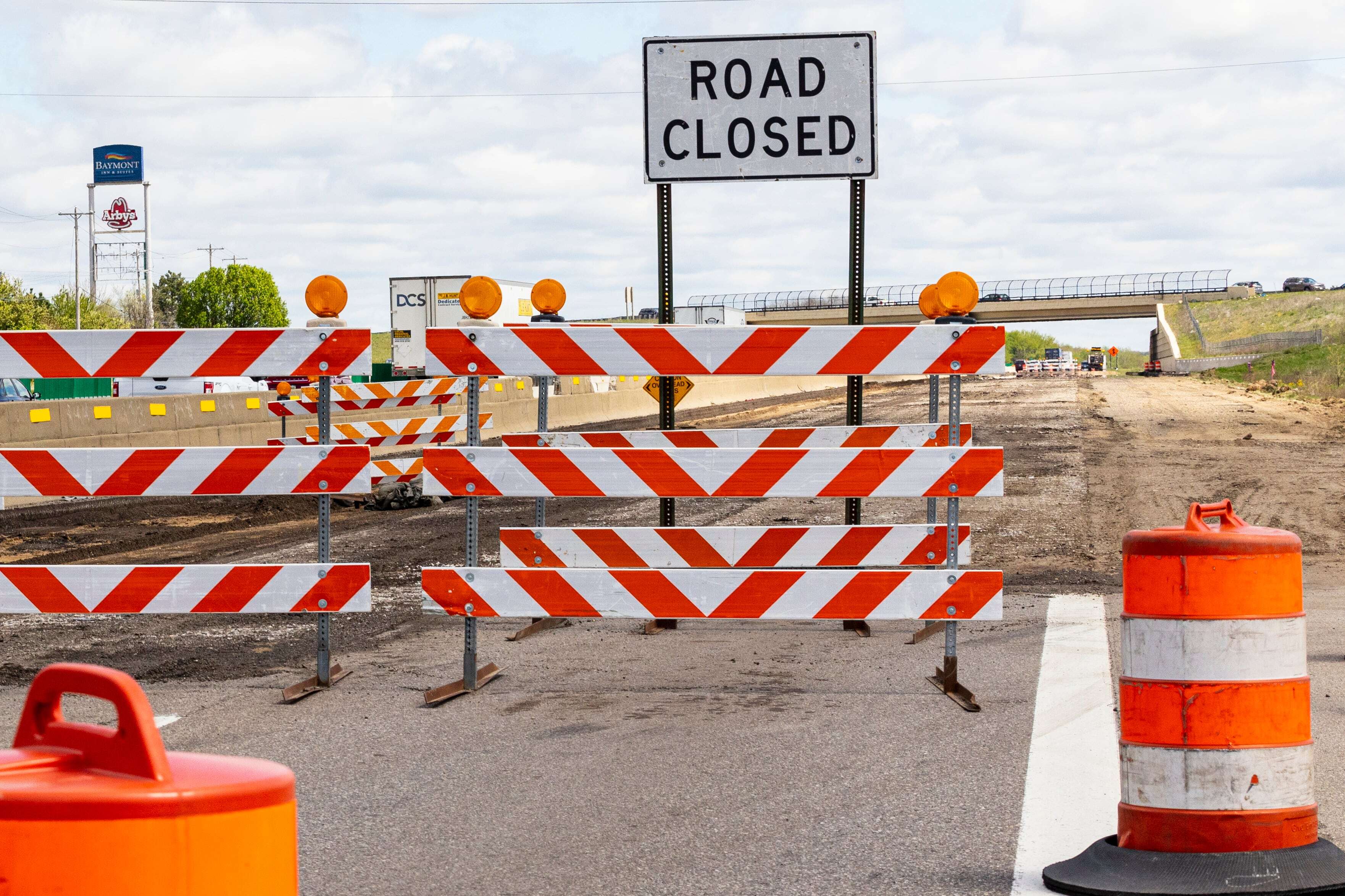 11 road closures scheduled this week across Michigan
