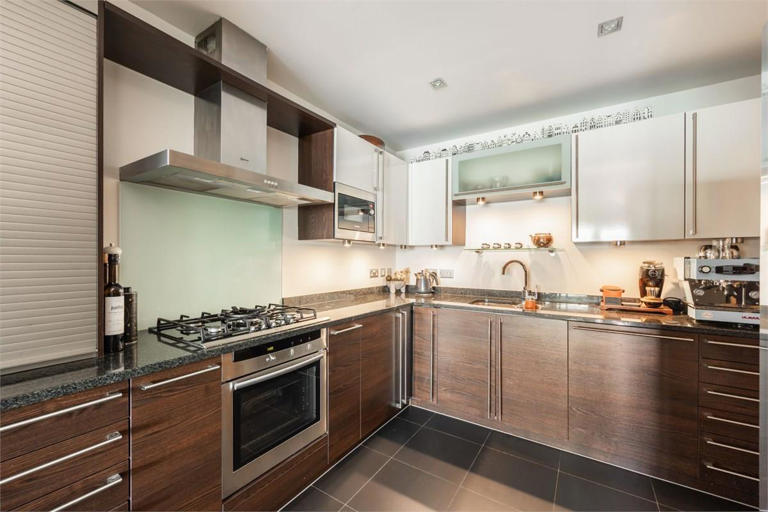 Spectacular Edinburgh two-bedroom waterfront duplex apartment with ...