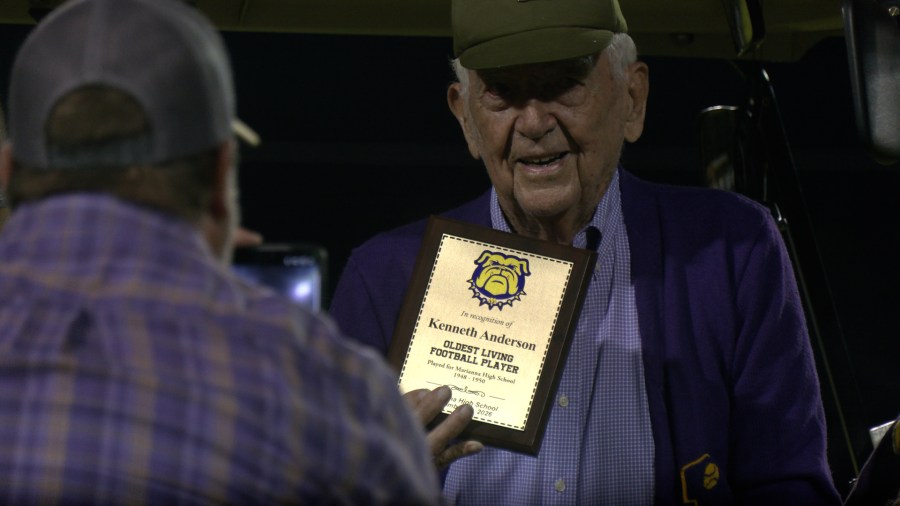 Marianna honors longest-living football player Kenneth Anderson