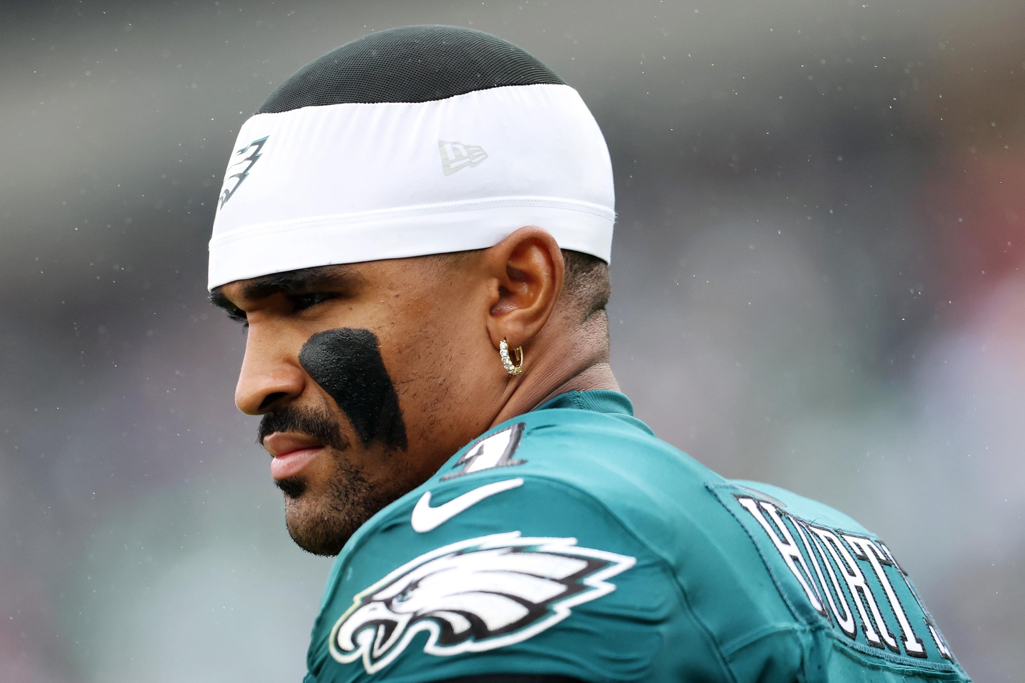 Jalen Hurts to injured reserve among four Eagles roster moves