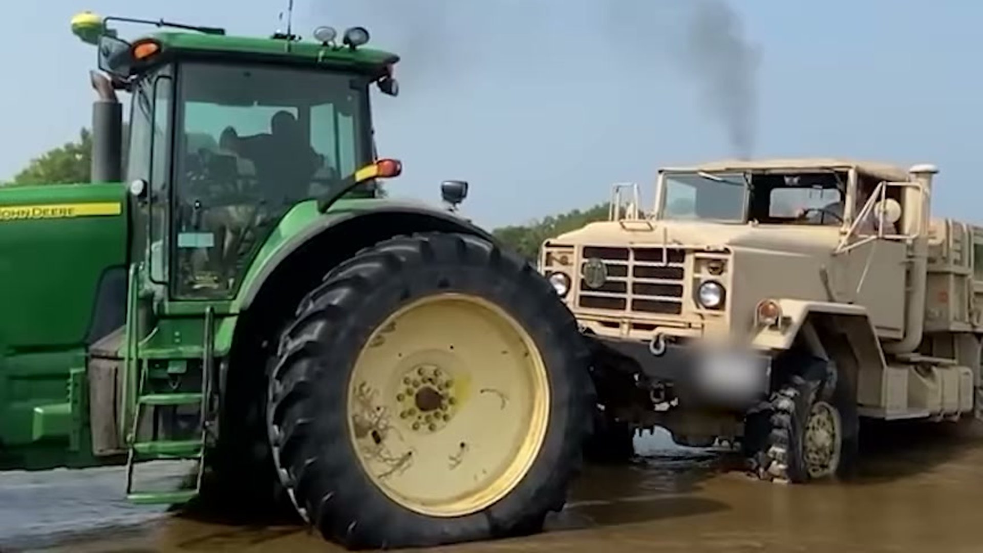 John Deere 8330 to the rescue