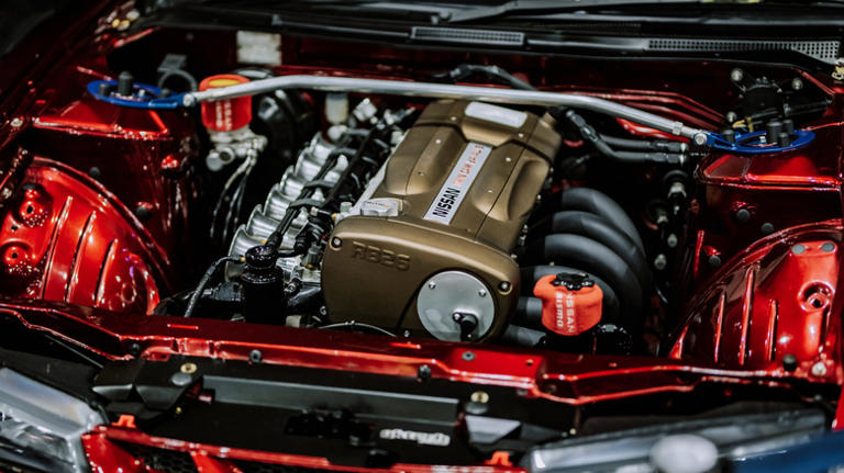 What engine powered the Mustang from The Fast & Furious: Tokyo Drift?