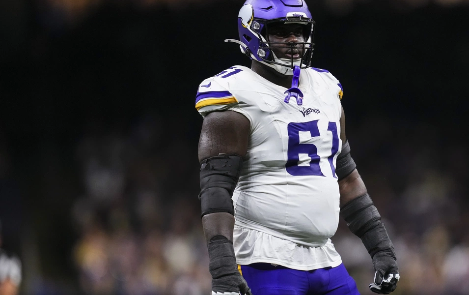 Redmond's breakout puts Vikings in $15M contract bind