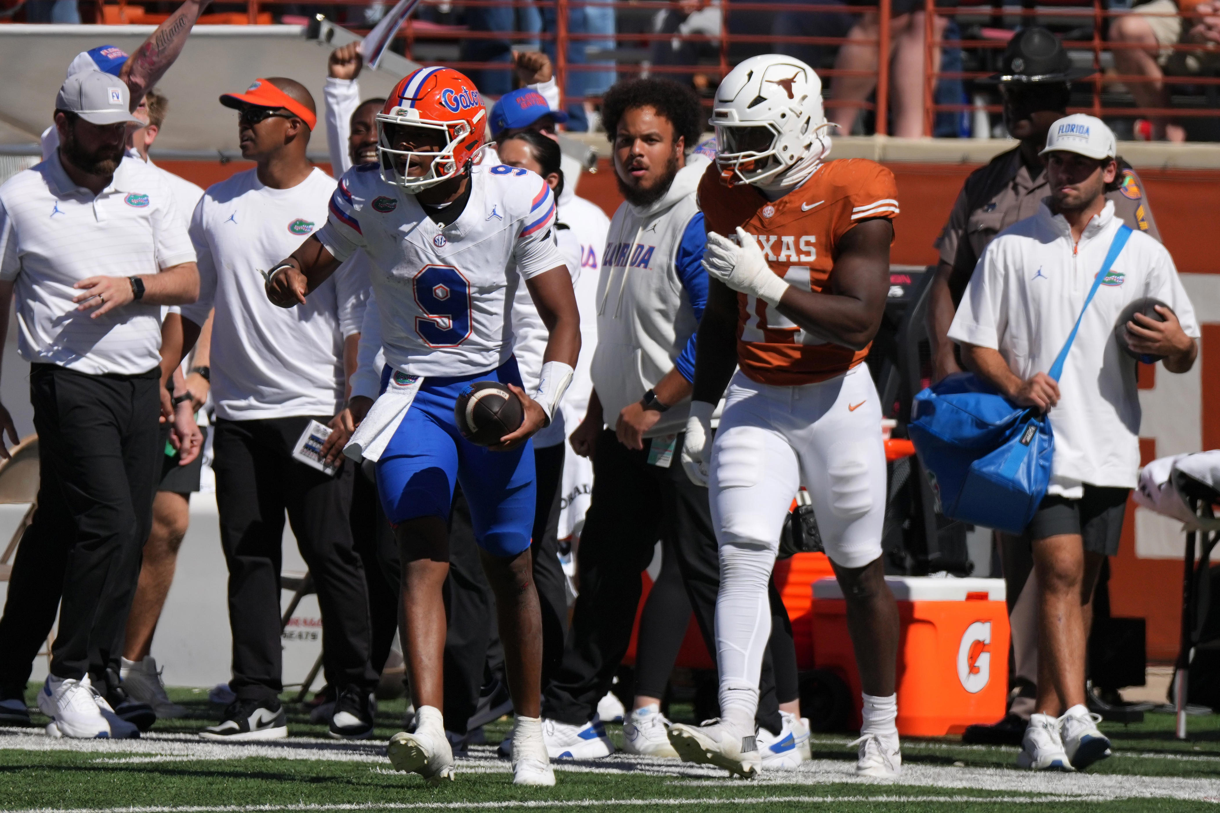 Florida football coach Jon Sumrall not ready to name starting QB for UGA