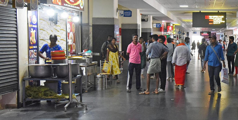 A year on, complaints galore at Tiruchy’s Panjappur bus terminus