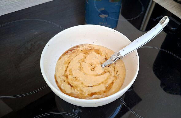 Porridge will be richer and creamier if you add 1 ingredient not cream ...