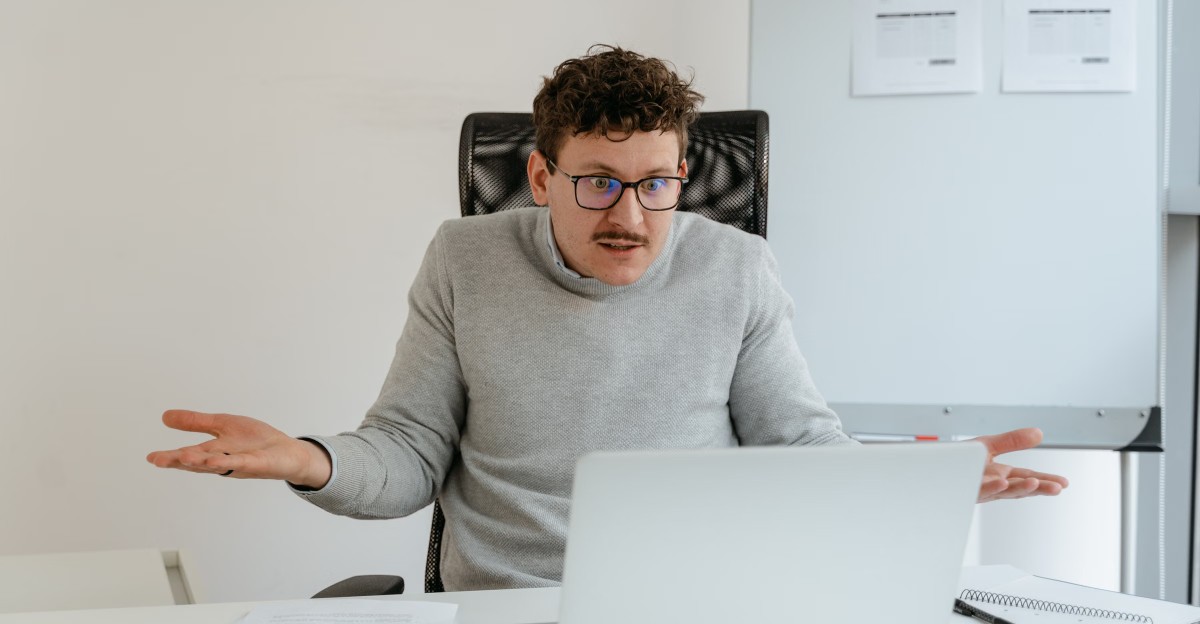 Avoiding these 10 office behaviors can help maintain professional ...