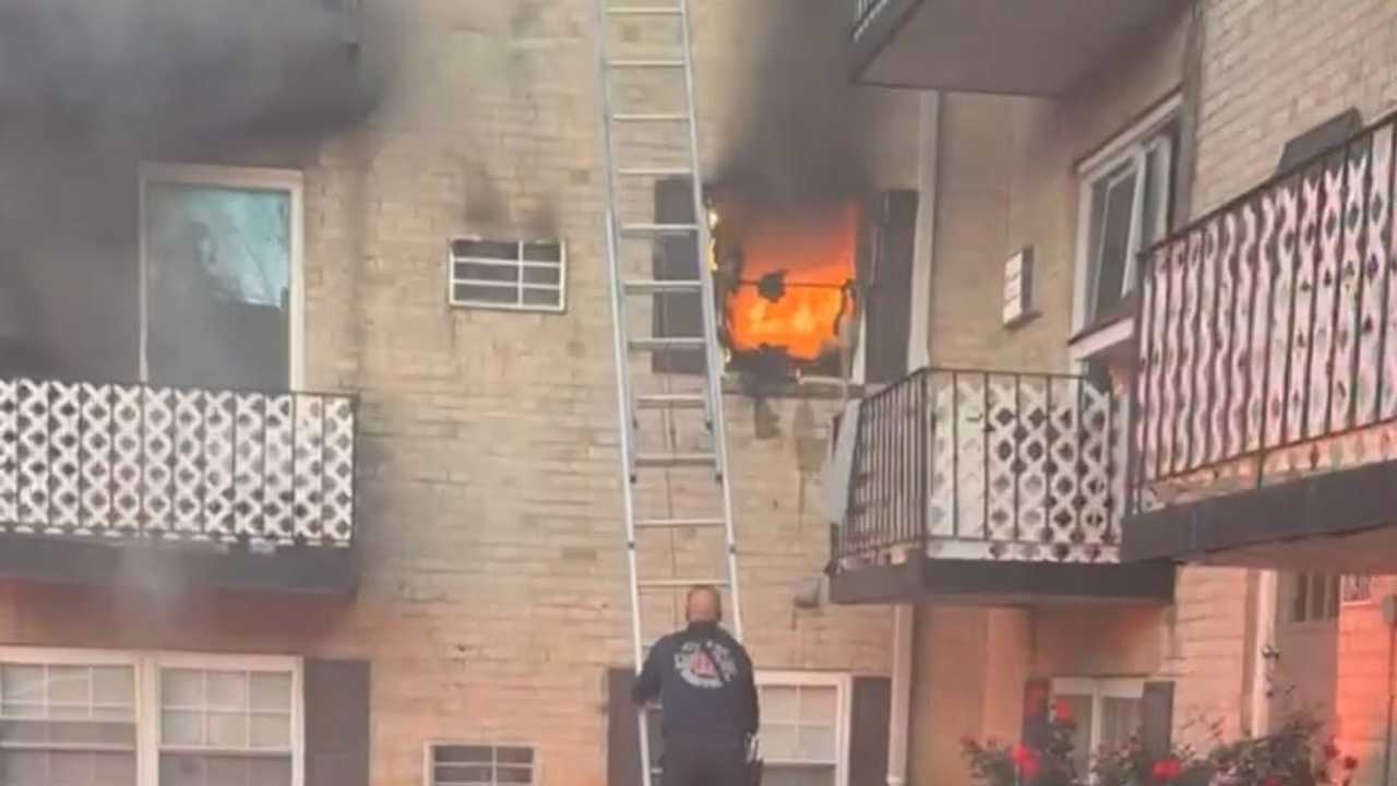 Man found dead in PA apartment fire, others injured: police