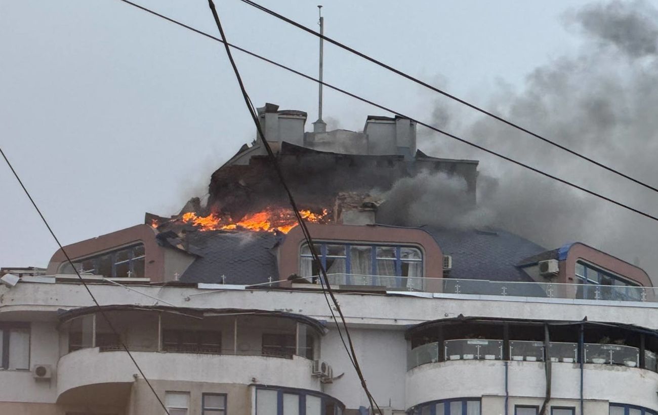 Russia strikes high-rise in Ukraine's Odesa: Casualties reported ...