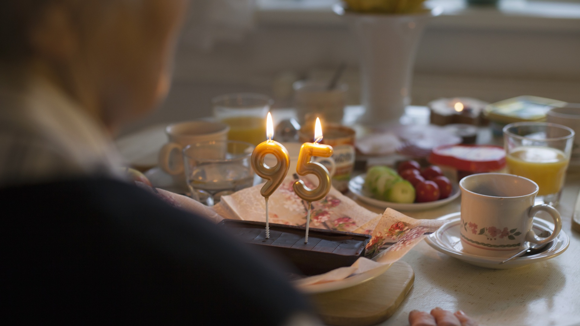 How your early retirement math could change if you live to 95