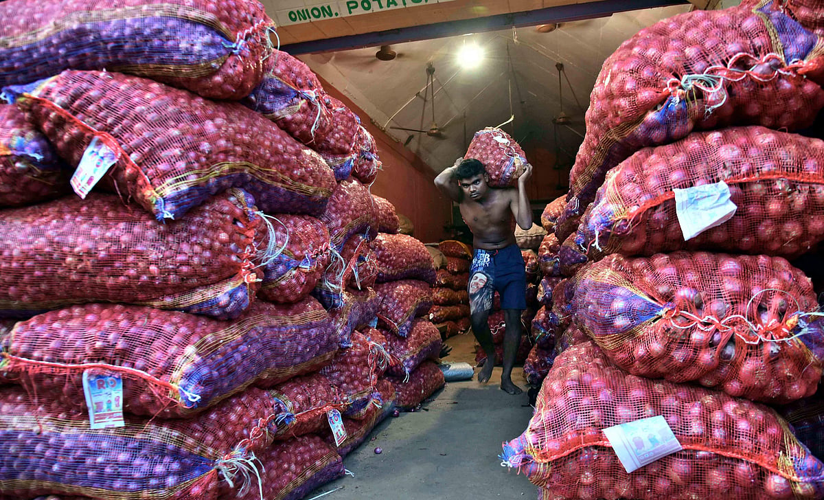 Onion prices double as India’s food inflation climbs to 7.74 per cent