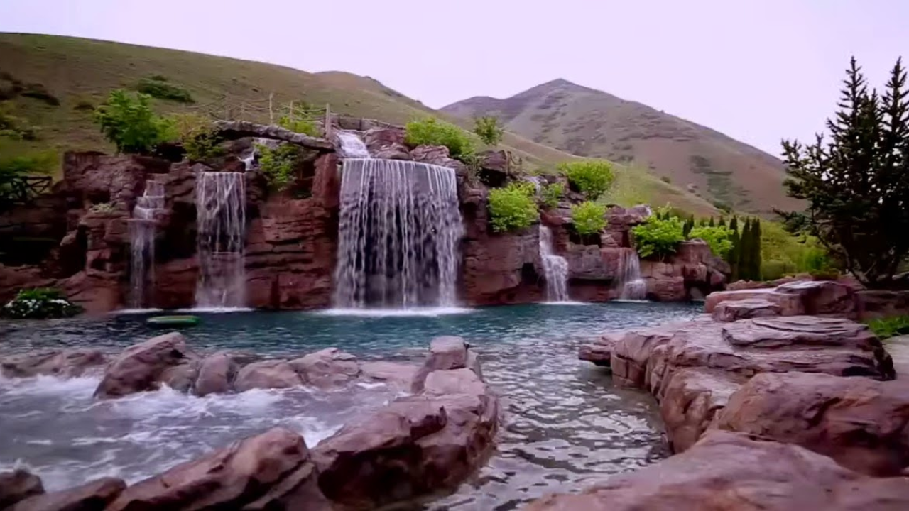 Utah couple built a $2 million backyard pool with a 90-foot mountain ...
