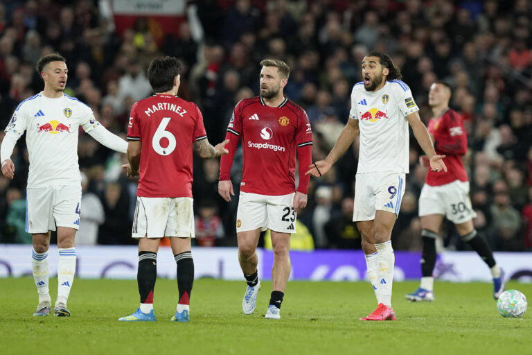 talkSPORT pundit makes damning Leeds vs Man Utd prediction: “Leeds will…”