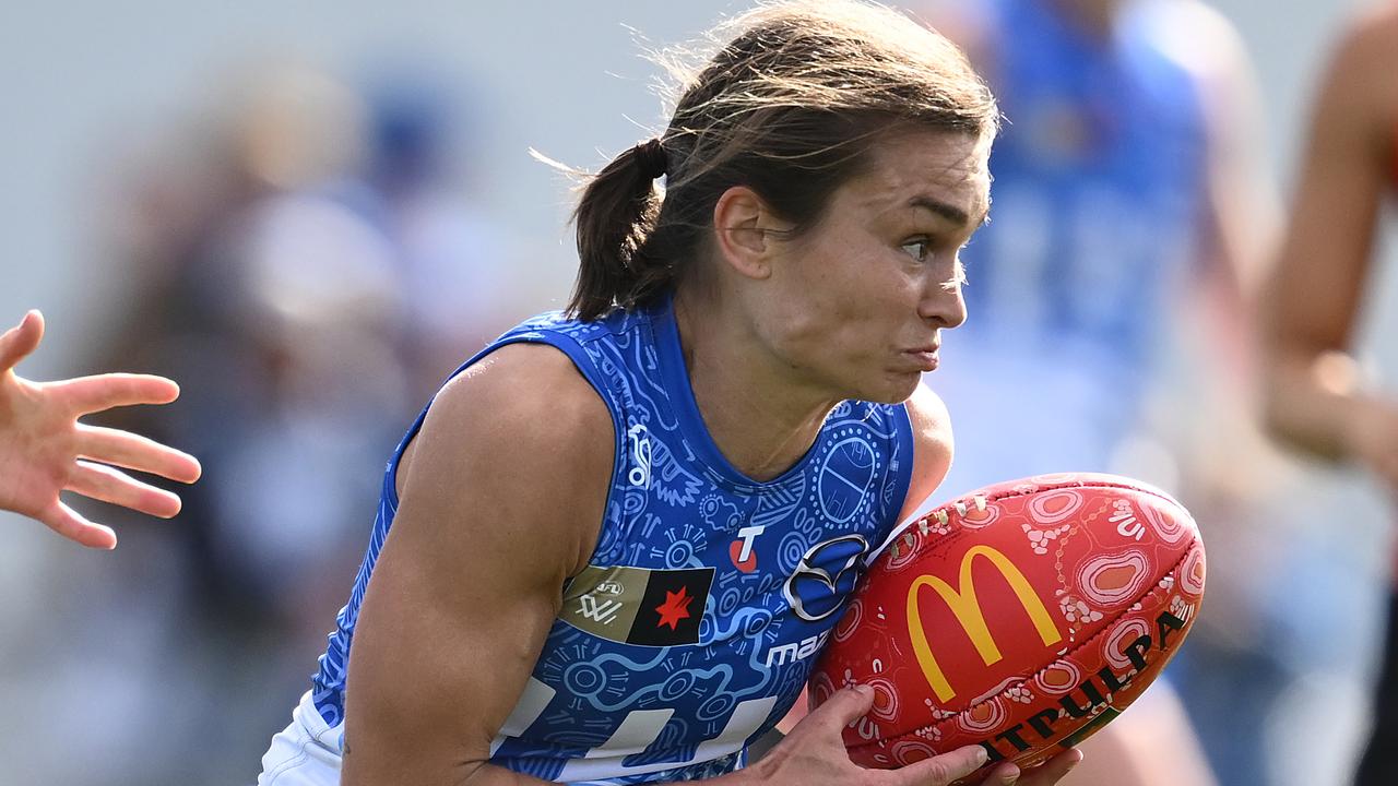 Roos down Bombers, Dockers survive scare against Saints