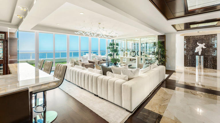 Ritz-Carlton penthouse on Fort Lauderdale Beach to be auctioned to ...
