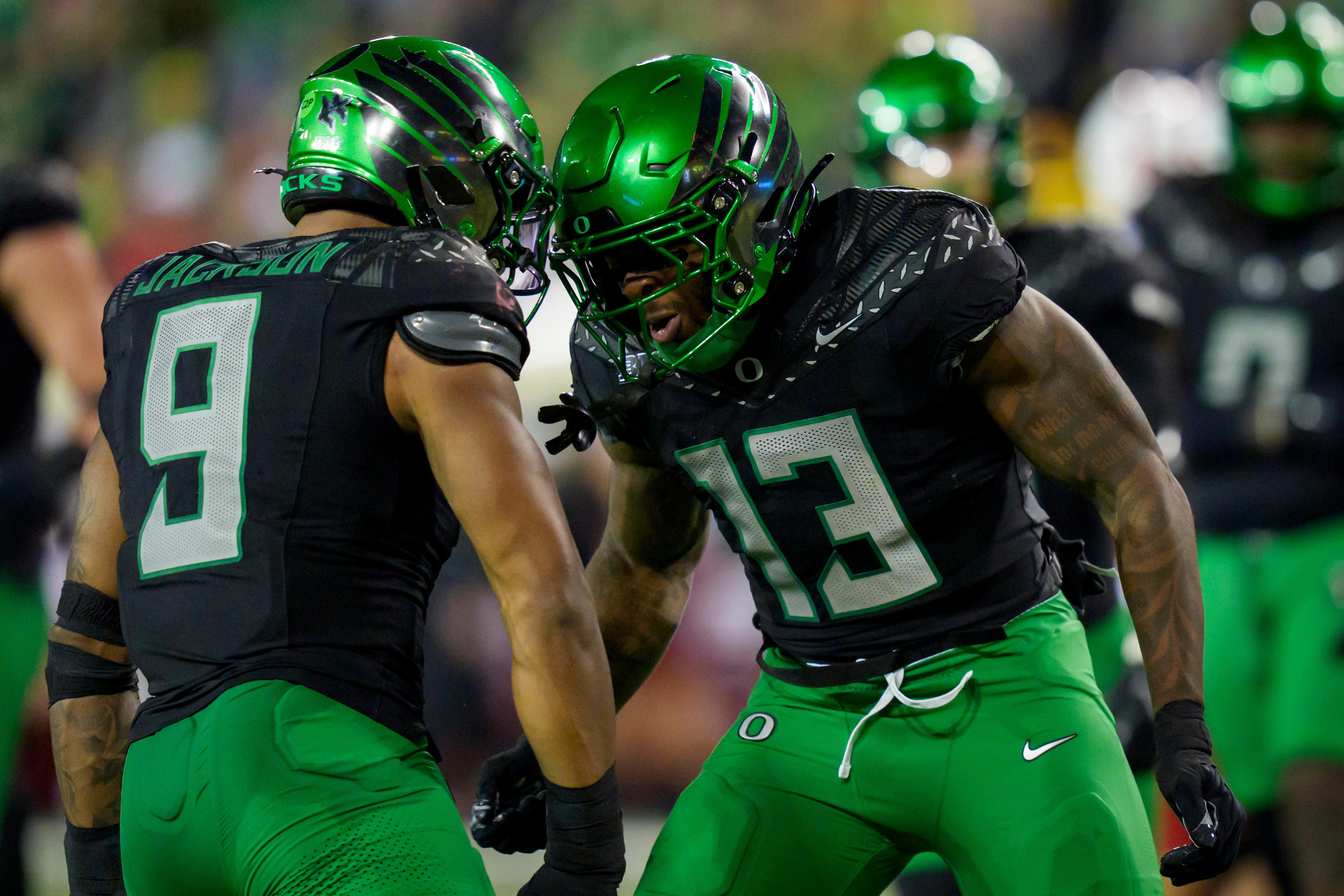 Time, TV set for Oregon football's road game vs. Illinois