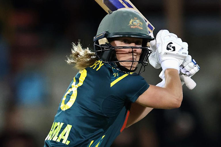 Perry’s runs lead Aussies to victory despite nervy finish