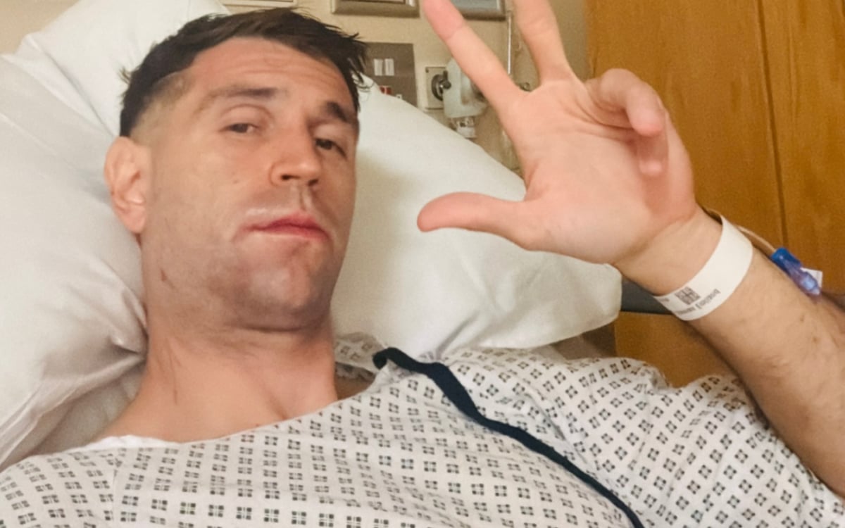 Emi Martinez confirms new Chelsea aim after surgery