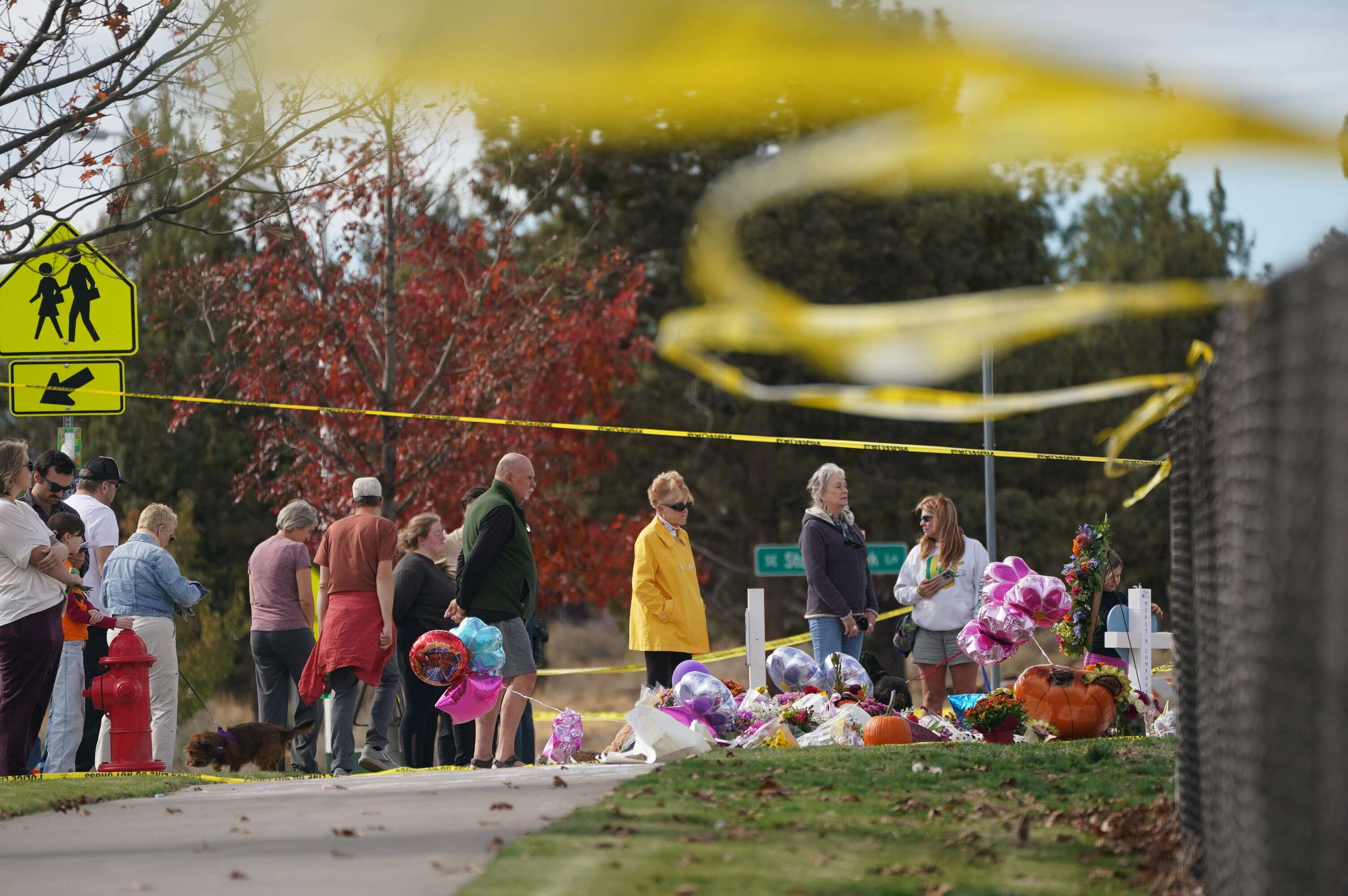 At Bend school-shooting memorial, people come together to grieve, reflect