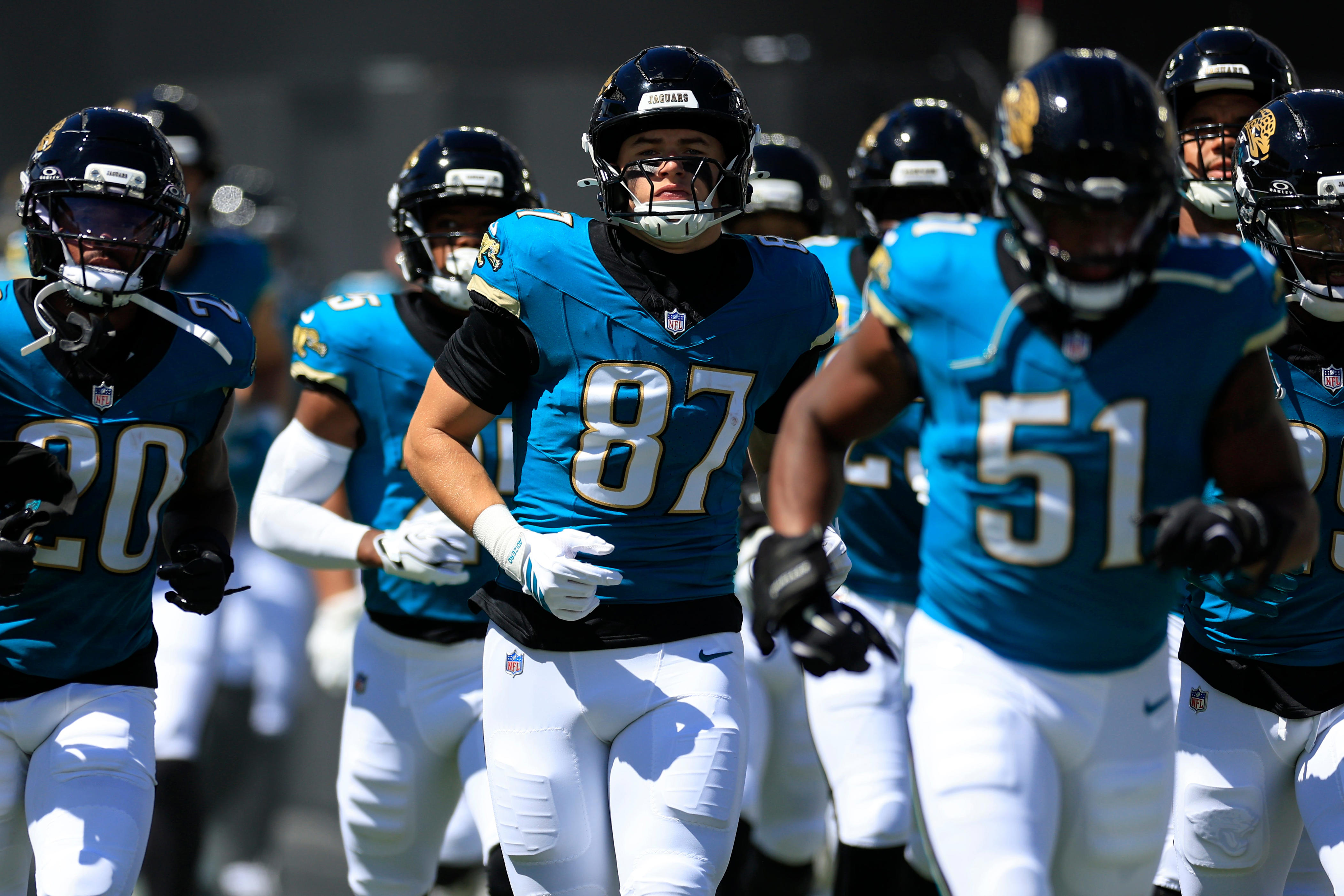 Jaguars rookie hauls in first NFL touchdown catch vs. Texans