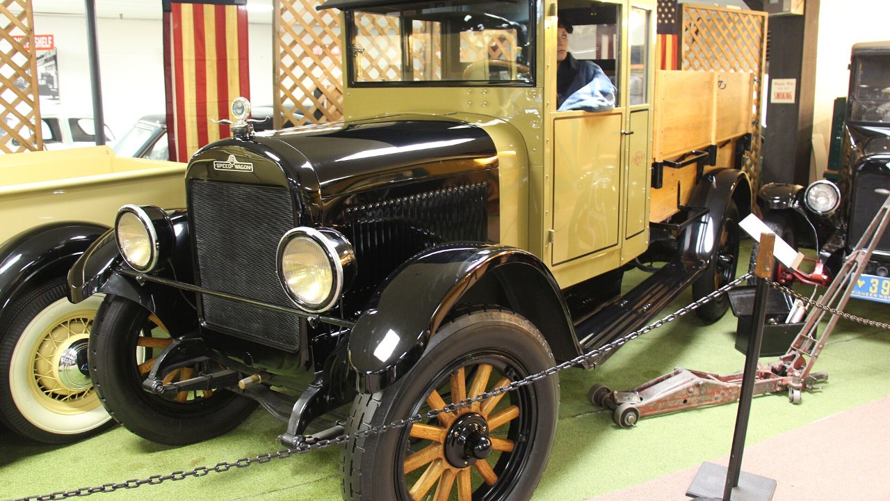 Before a rock band took its name, the REO Speed Wagon was a 1915 truck ...