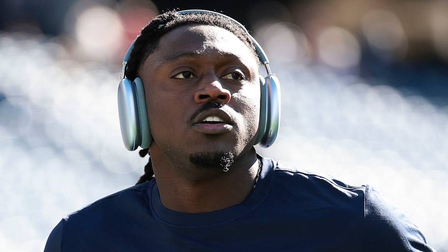 AJ Brown says exactly what Patriots want to hear after rough return in ...