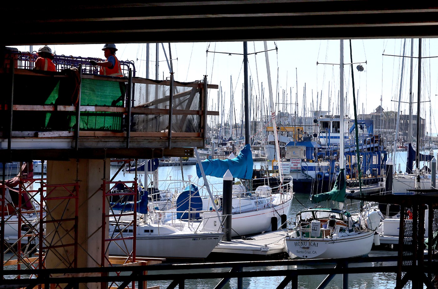 Photo | Close to the dredge