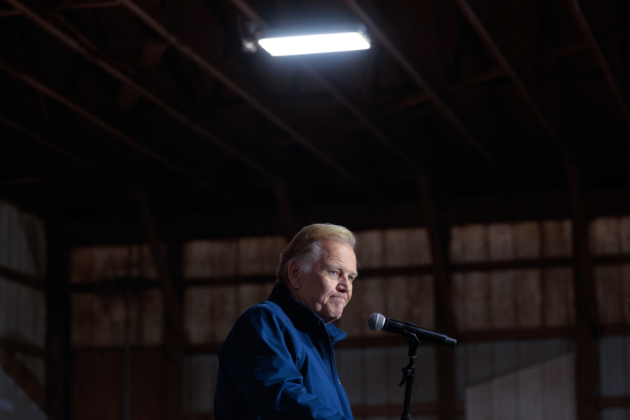 Trump's overtures to Putin put Republican candidates in hot seat