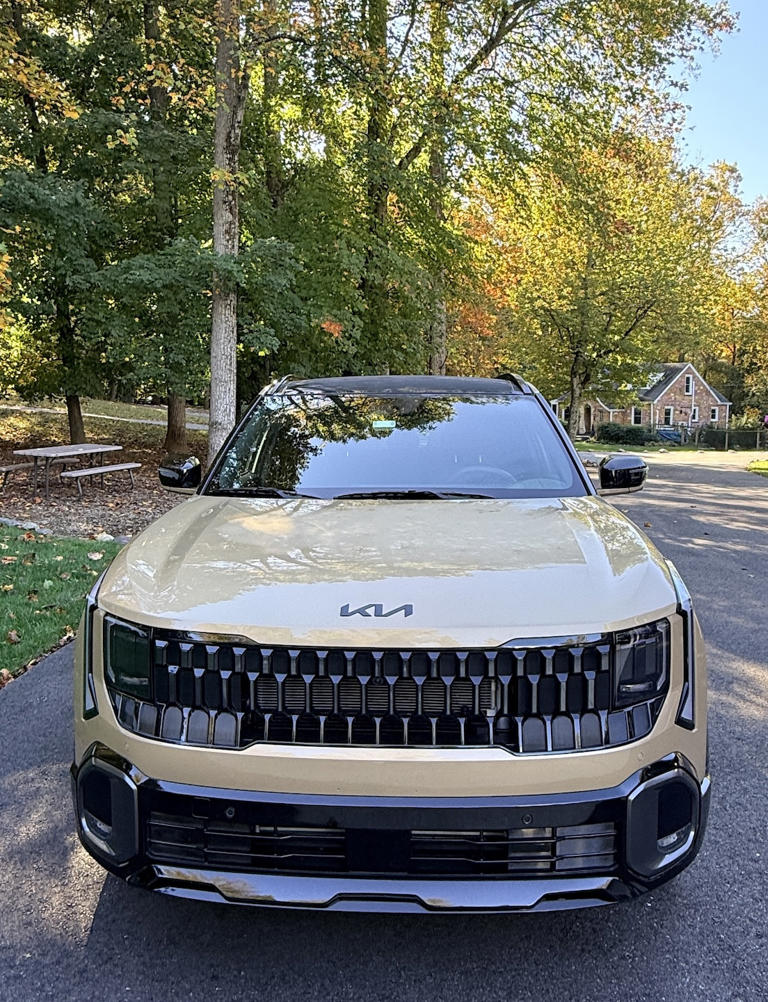 2027 Kia Seltos X-Line SX AWD: Small and impactful