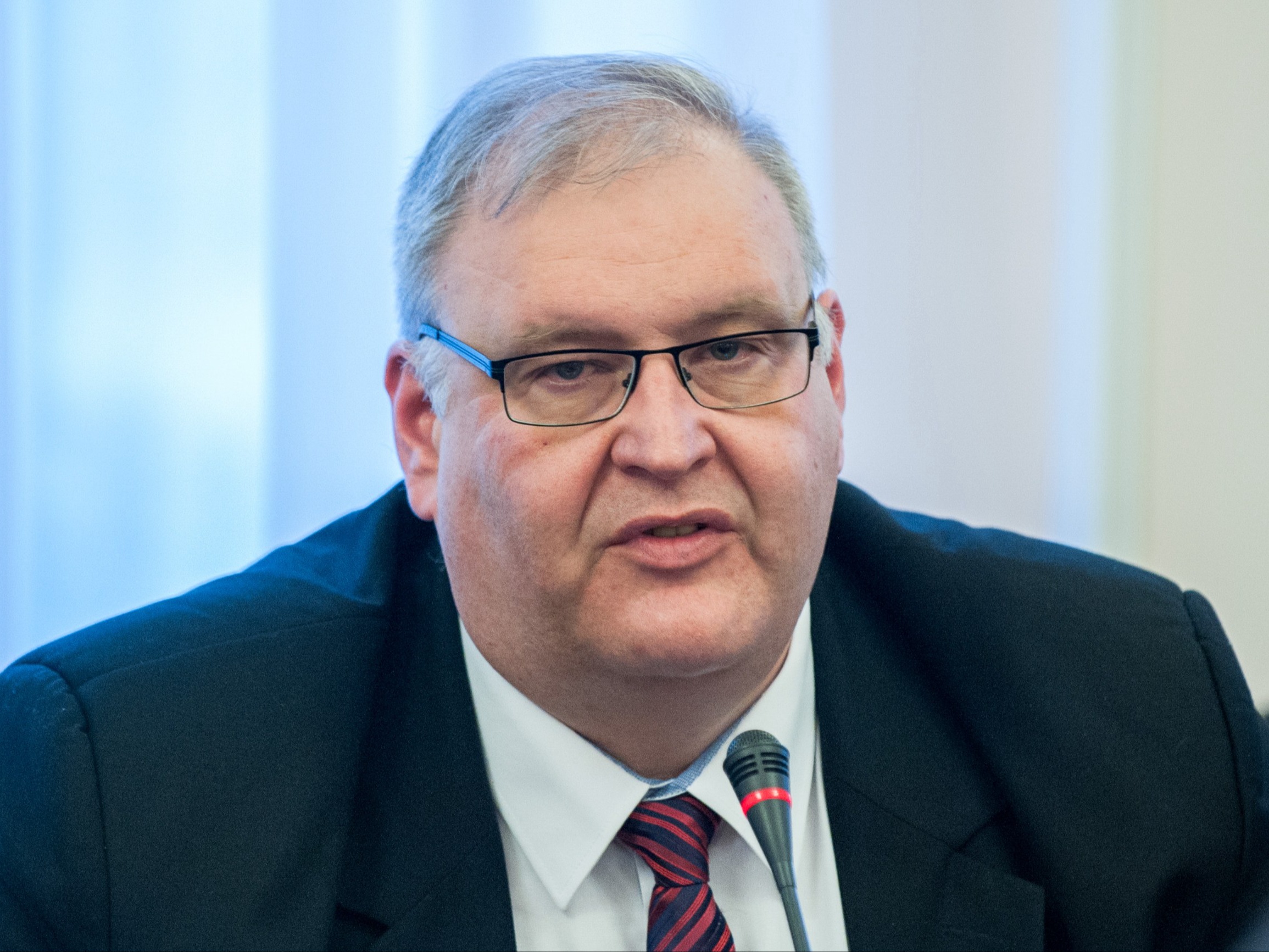 Rozłam wśród sędziów PiS w TK? To on zdecyduje o losach Święczkowskiego