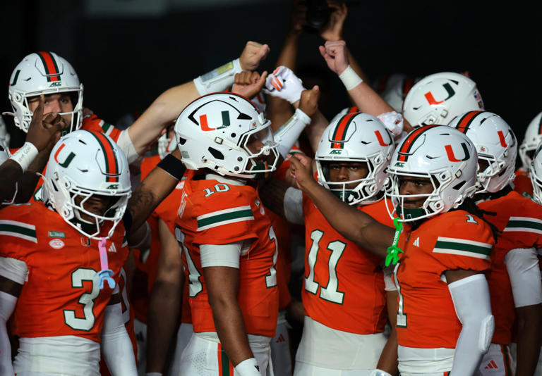 College football AP Top 25 rankings 2026: Voter reveals Week 8 ballot
