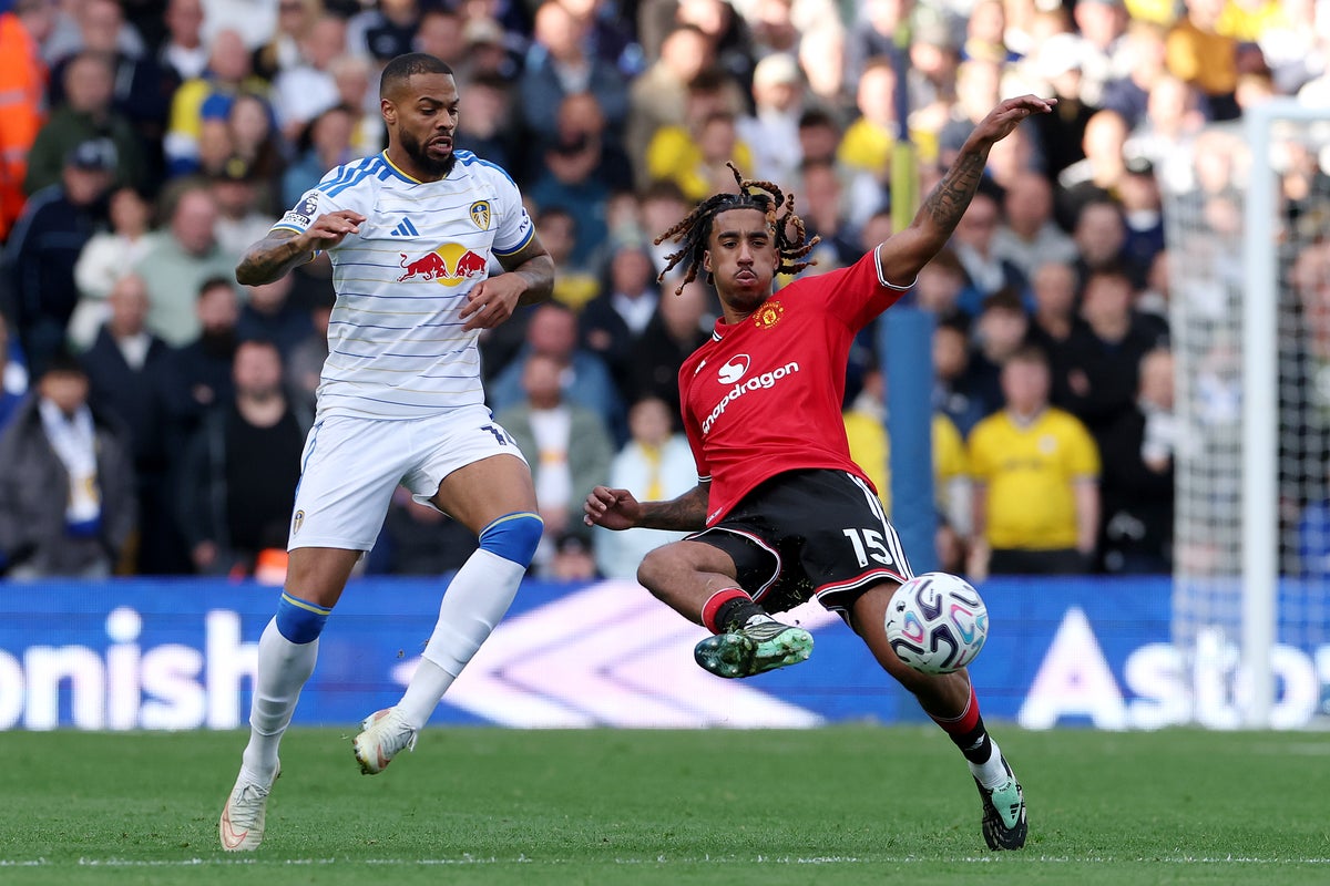 Man United earn tense draw with Leeds in crunch Premier League clash